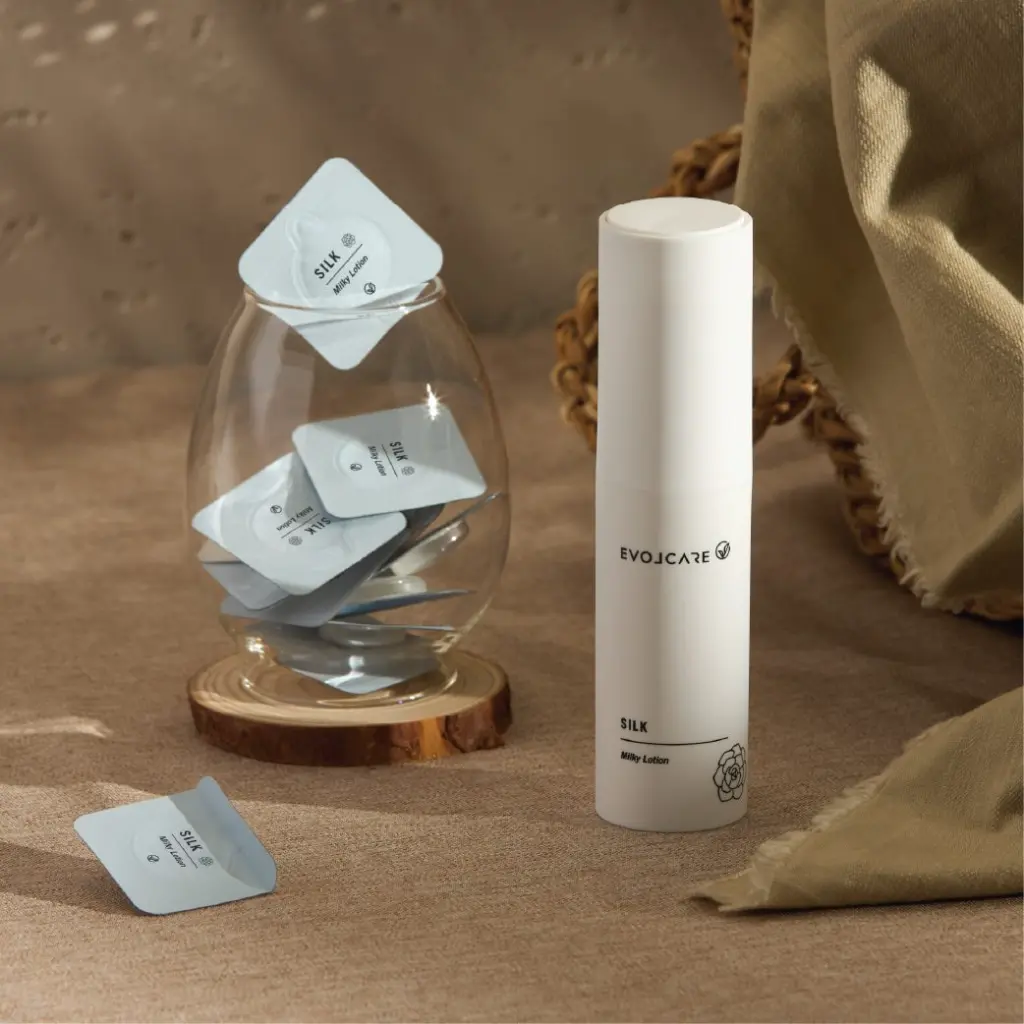 evo_P_toner_silk_05.webp