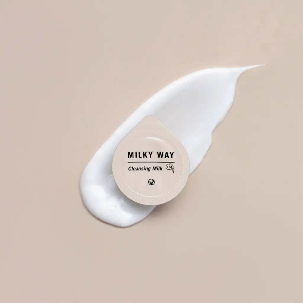 evo_P_cleanser_milky_02.webp
